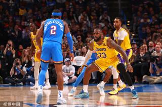 尤其是在面 尤其是在面